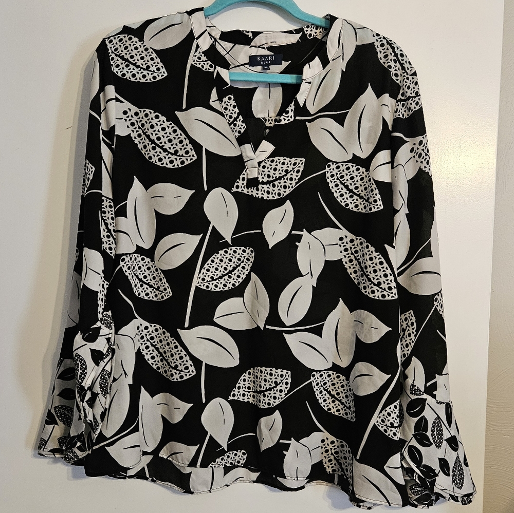 Kaari Blue Bell Sleeve Top